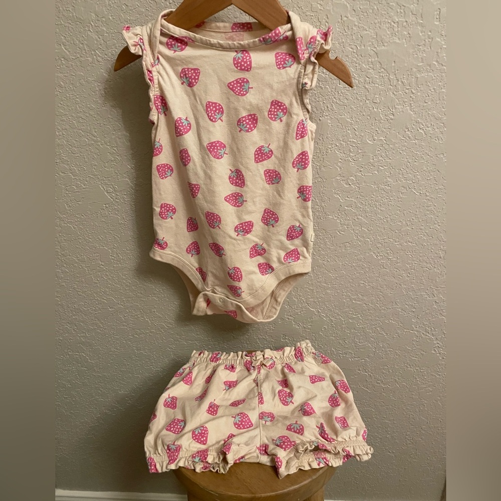 Baby gap, strawberry onesie, and bloomer set (18-24M)